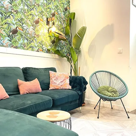 Eclectic Maisonette In *