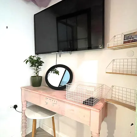 شقة Eclectic Maisonette In لوكا