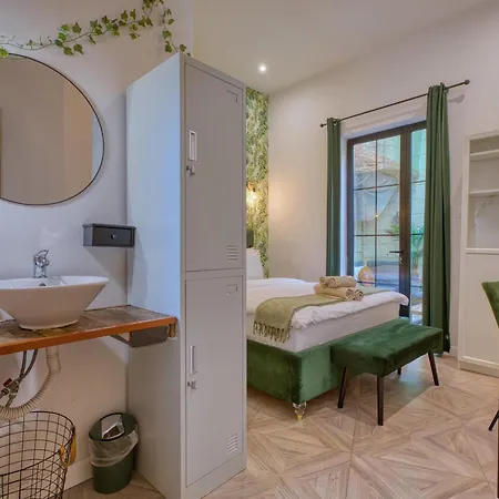 Eclectic Maisonette In *
