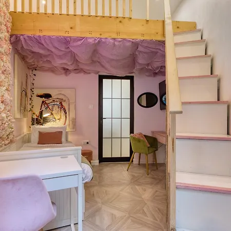 Eclectic Maisonette In * Luqa