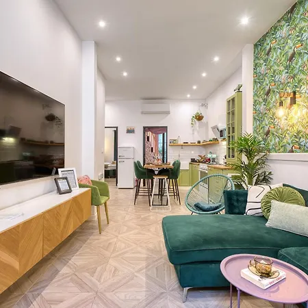 Eclectic Maisonette In Luqa